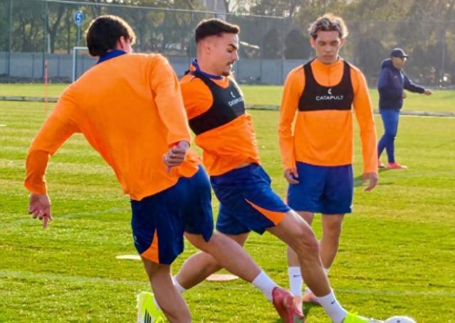 世界杯官方app下载入口-记者：阿尔瓦罗正常参加合练，首轮联赛应该是具备出场条件的